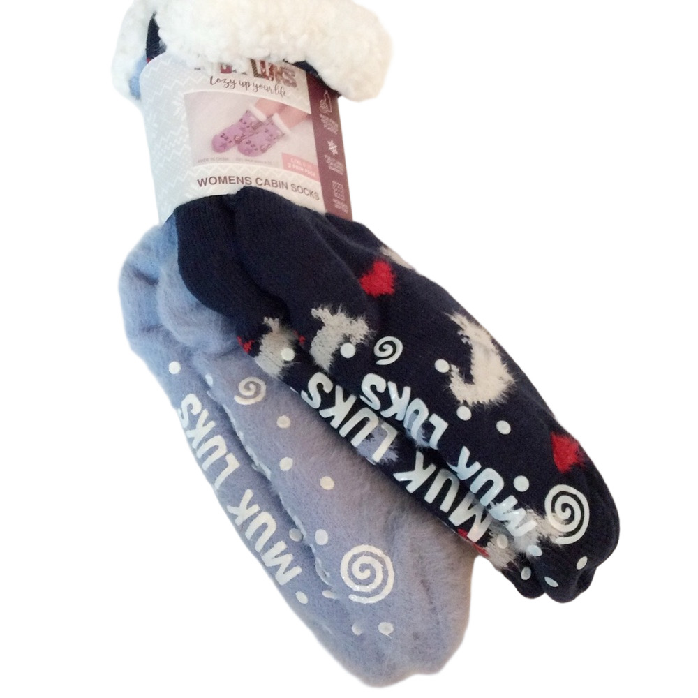 Muk Luks 2 Pair of Cabin Socks Size 8 - 10 NWT